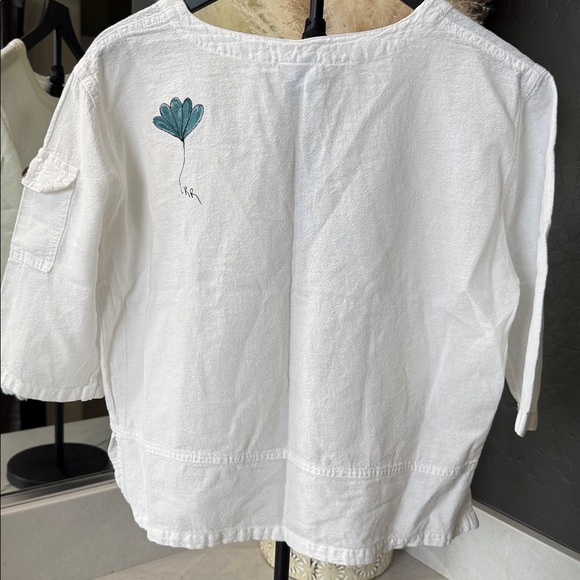 White Blouse with Blue Floral Design - Picture 6 of 9